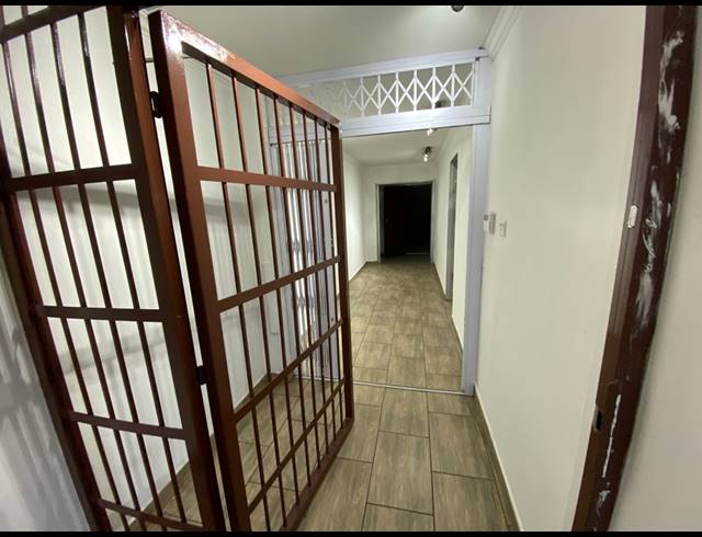 314M² WAREHOUSE TO LET IN SUNNYROCK
